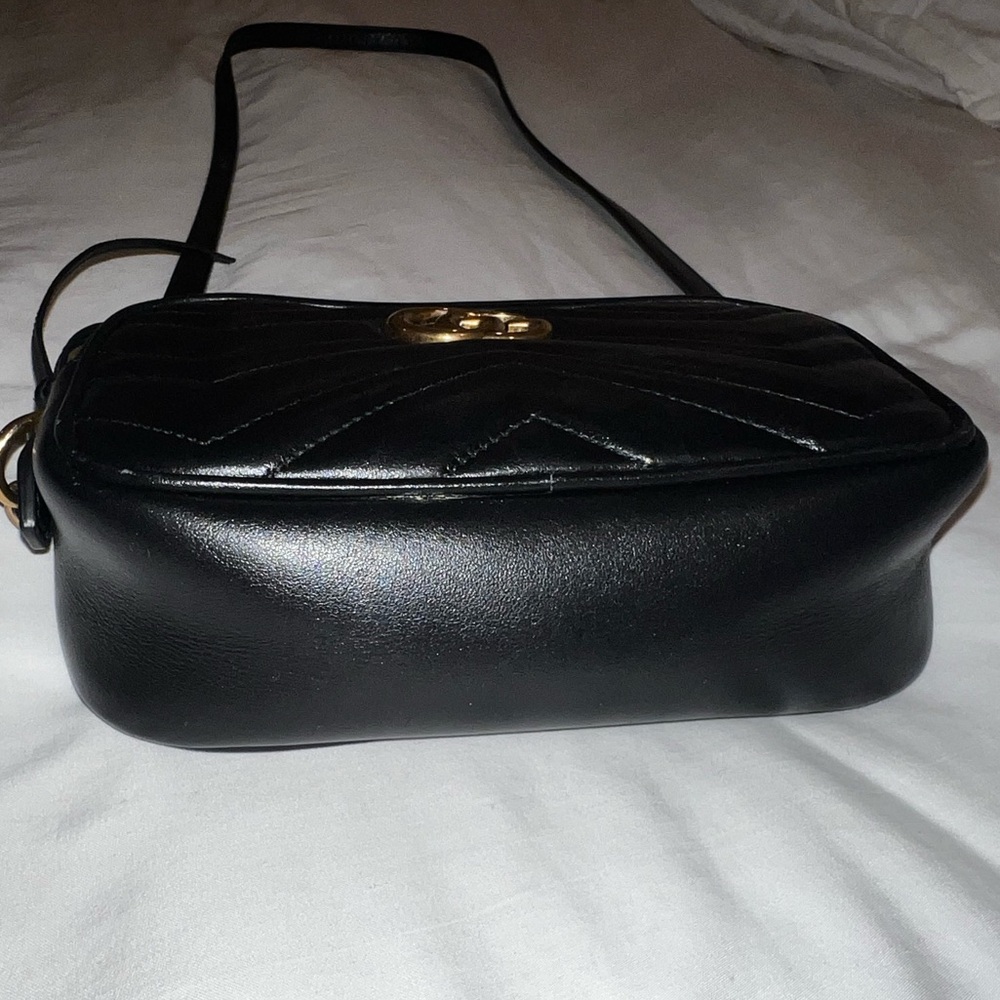 GUCCI MARMONT MINI SHOULDER BAG - Picture 2 of 12
